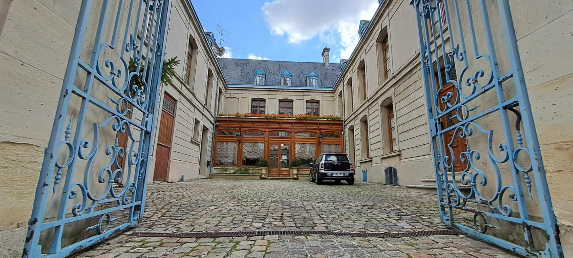 Hotel Particulier Des Canonniers Saint-Quentin  Exteriér fotografie