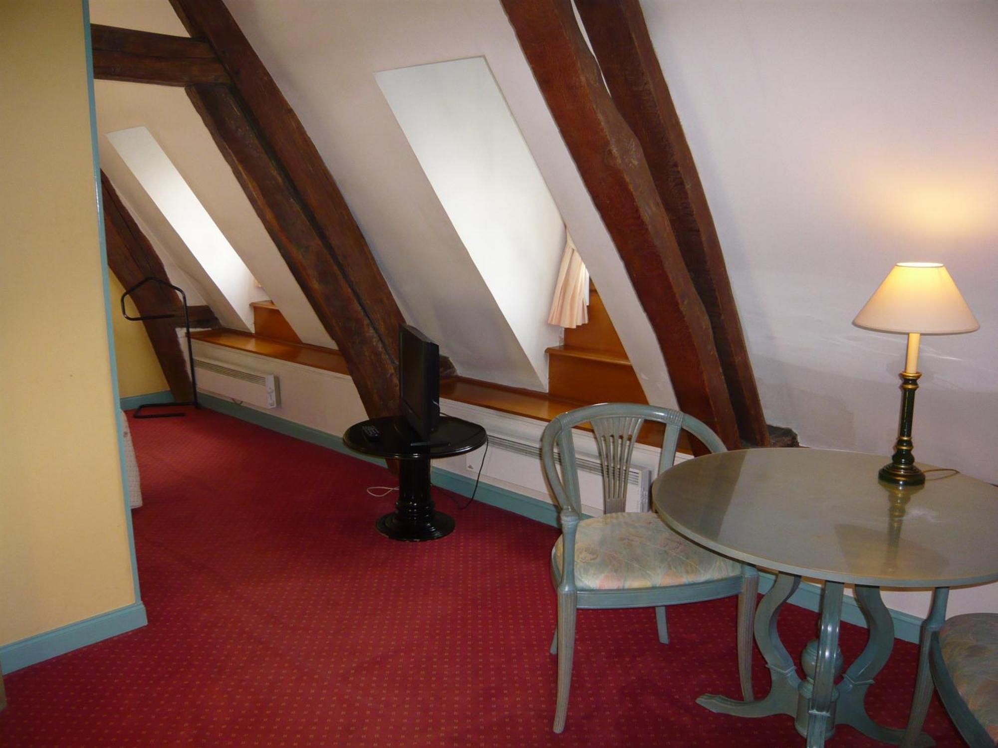 Hotel Particulier Des Canonniers Saint-Quentin  Pokoj fotografie